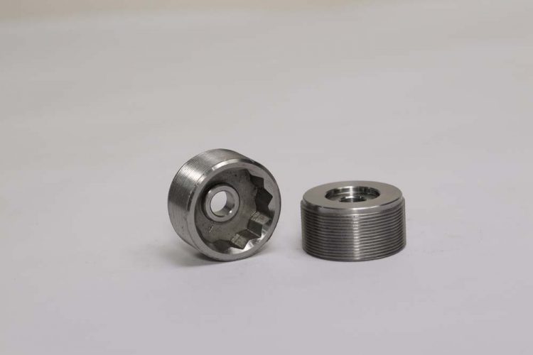 PLUG(3)
