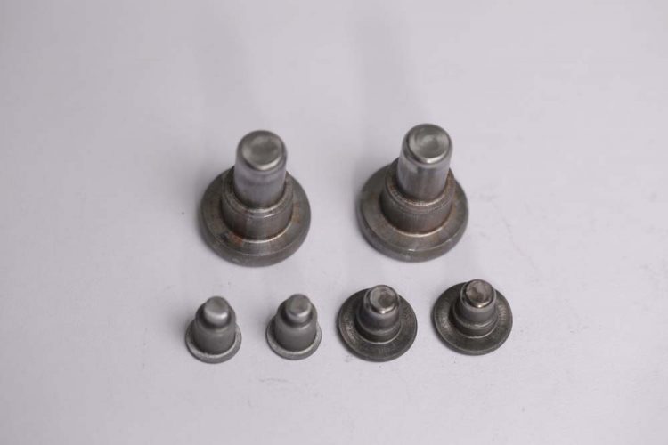 Rivets, Nuts(1)